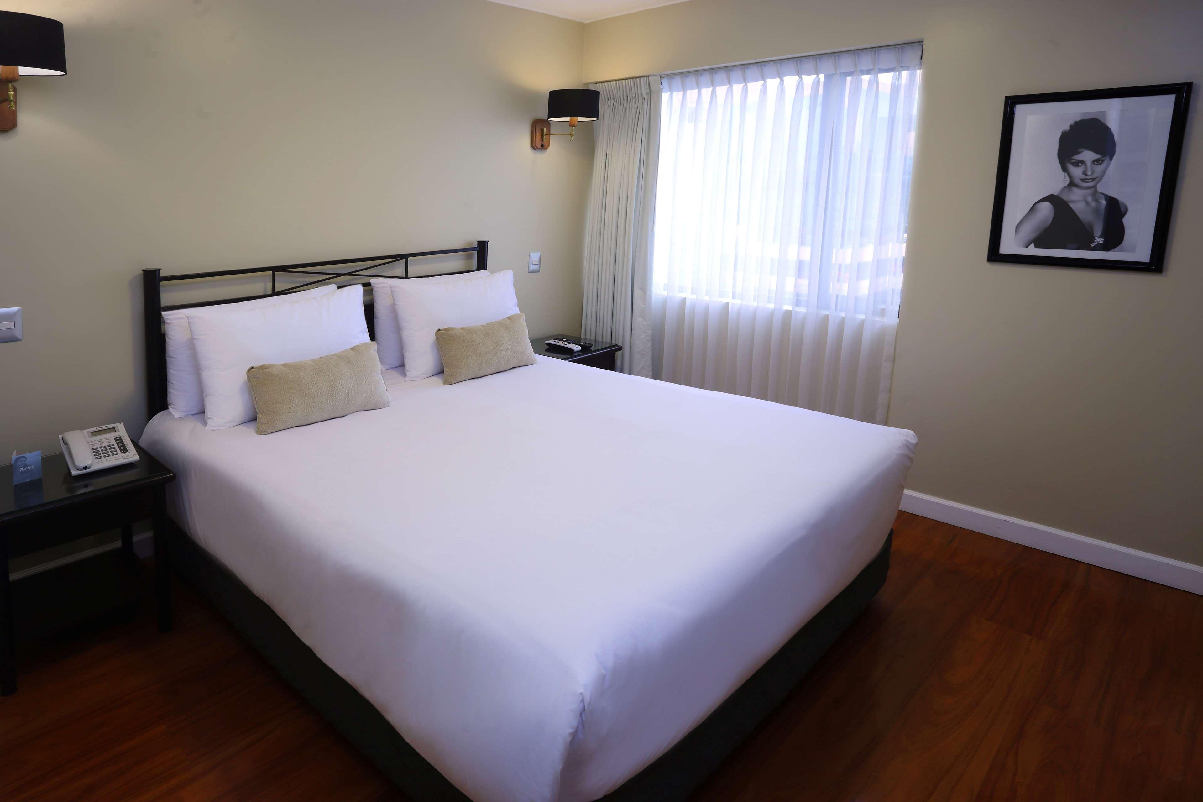 Radisson Hotel Plaza Del Bosque Lima Luaran gambar