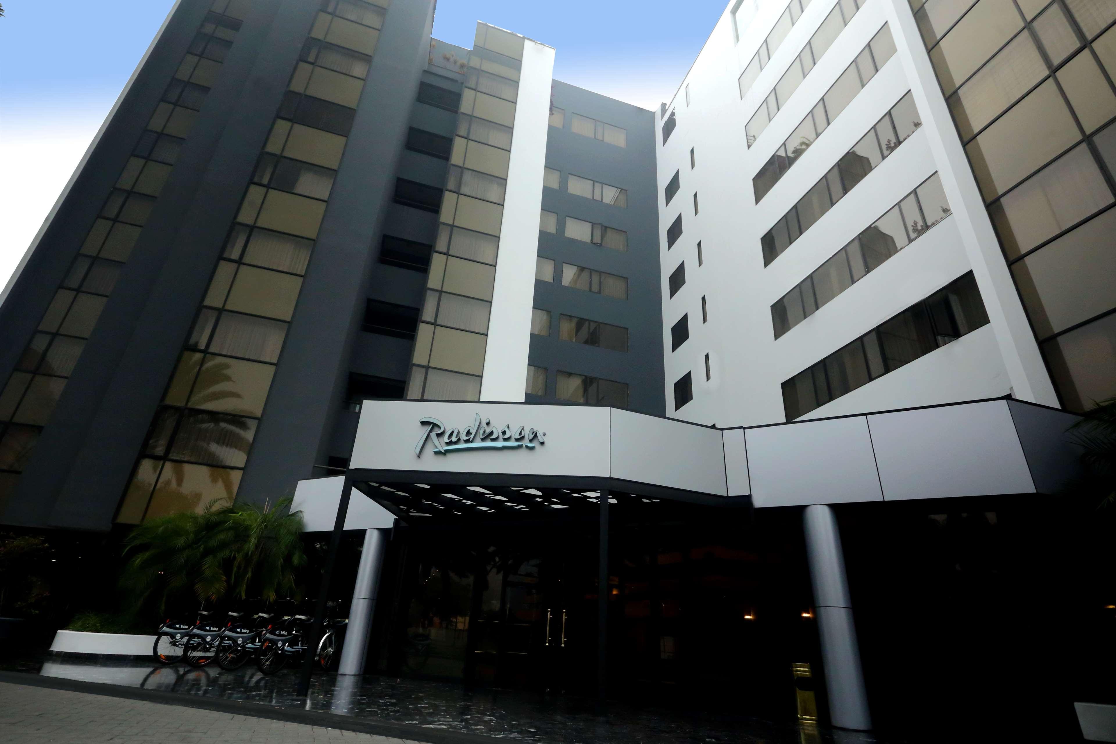 Radisson Hotel Plaza Del Bosque Lima Luaran gambar