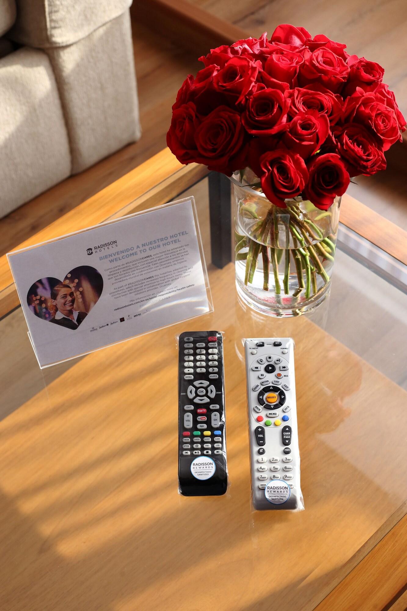 Radisson Hotel Plaza Del Bosque Lima Luaran gambar