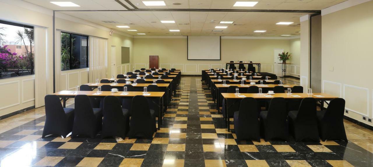Radisson Hotel Plaza Del Bosque Lima Luaran gambar