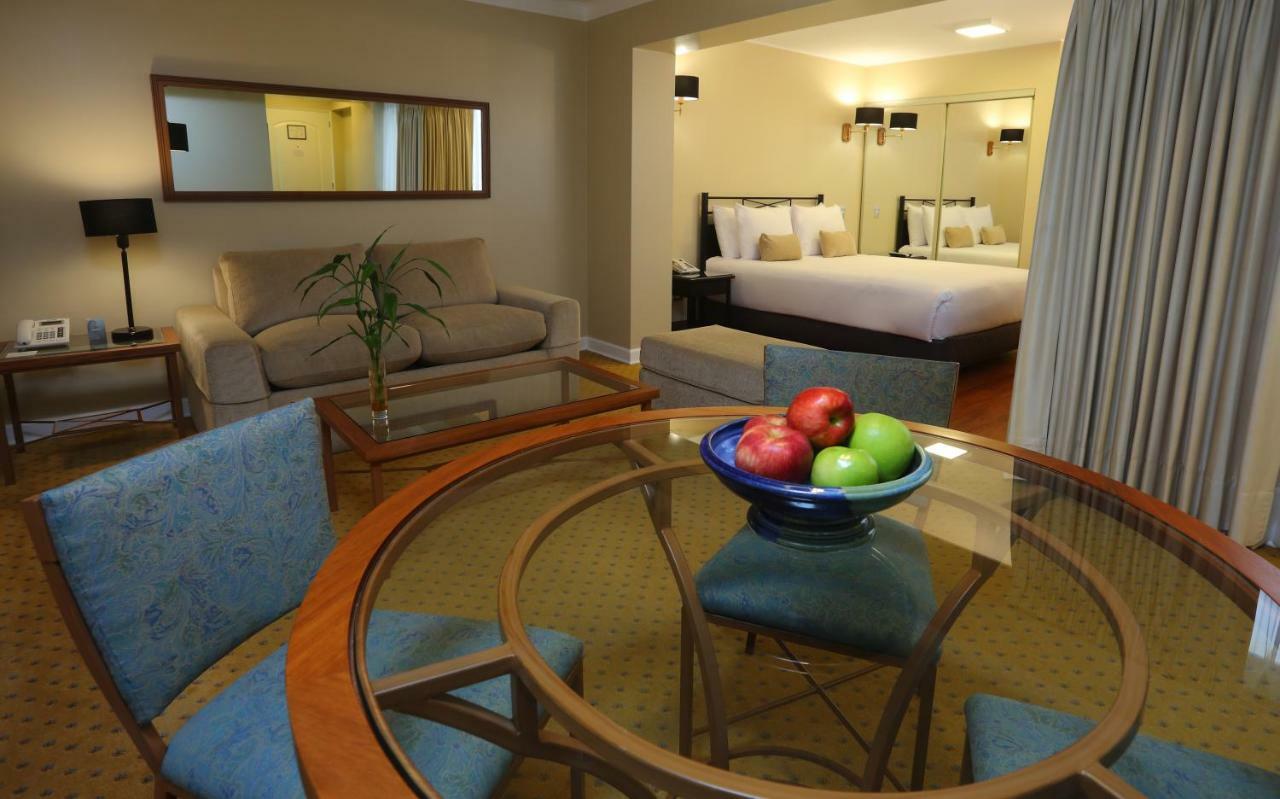 Radisson Hotel Plaza Del Bosque Lima Luaran gambar